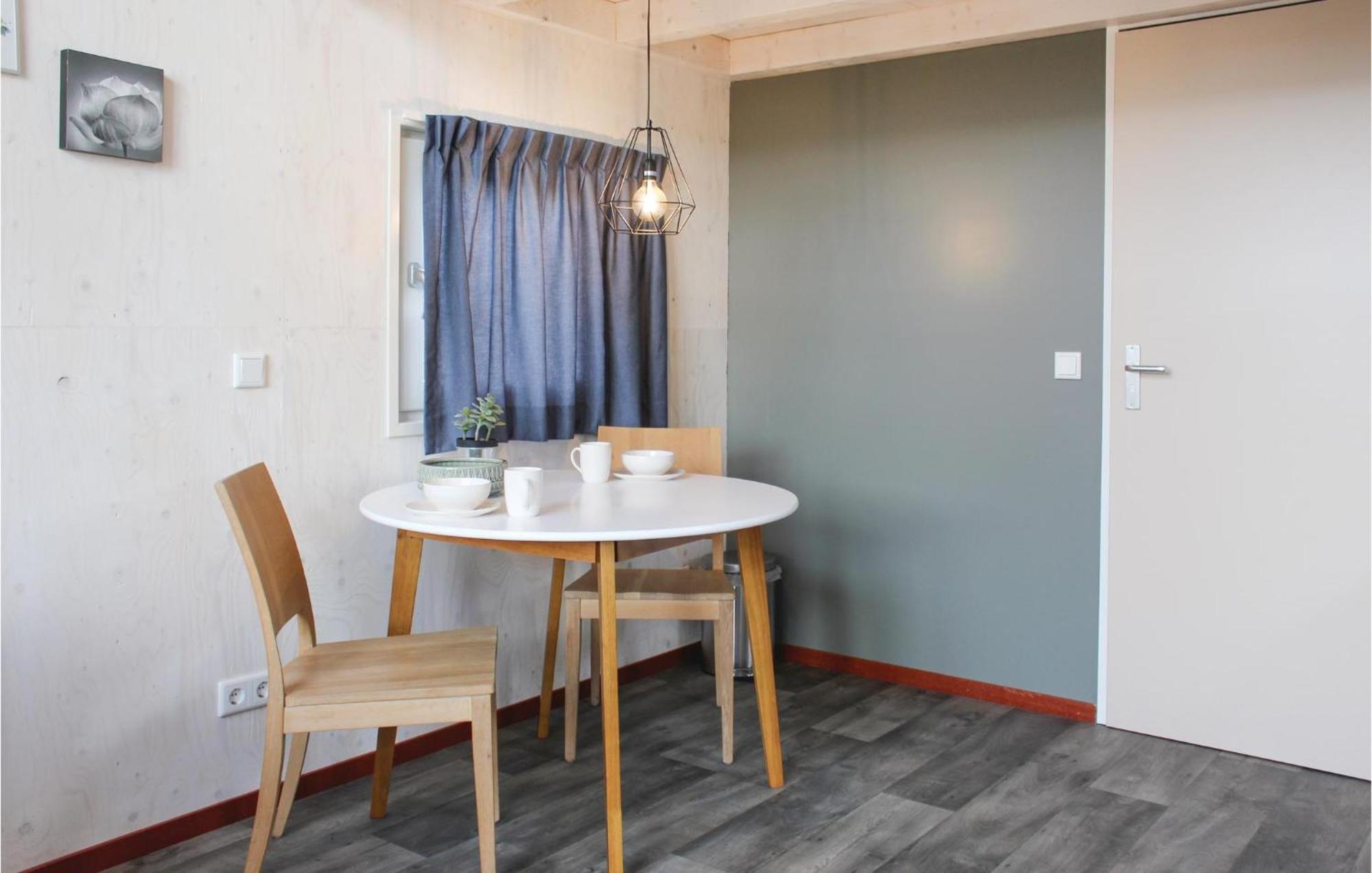 Cozy Home In Sint-Annaland With Kitchen Buitenkant foto